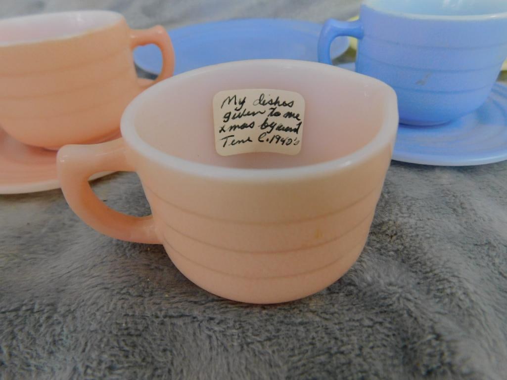 Vintage 40s Childs Pastel Glass Tea Set - 13 Pieces - 6