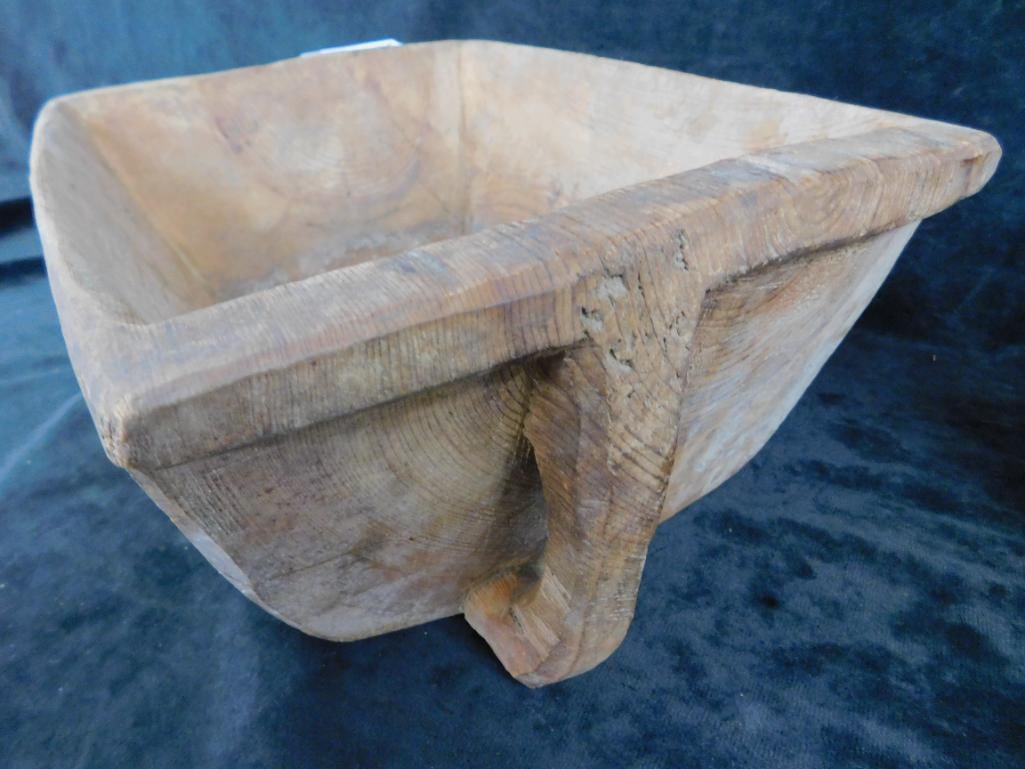 Lot with Shoe Stretchers - Small Stool - Handled Bin Scoop - 5