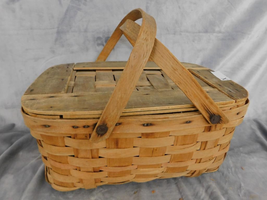 Vintage Double Handled Picnic Basket - 9" x 18.5" x 12.5" - 12