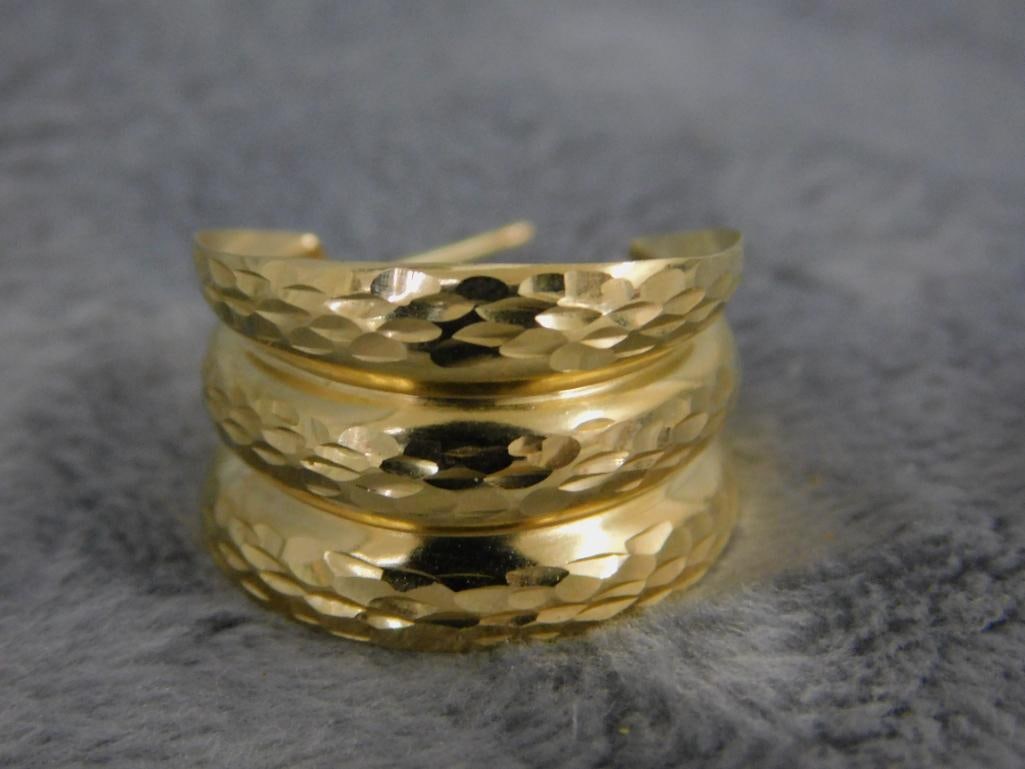 14K Yellow Gold - Pierced Earrings - Hoop - 2.31 Grams - 3