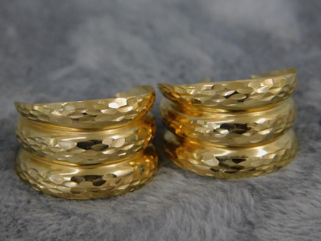 14K Yellow Gold - Pierced Earrings - Hoop - 2.31 Grams - 6