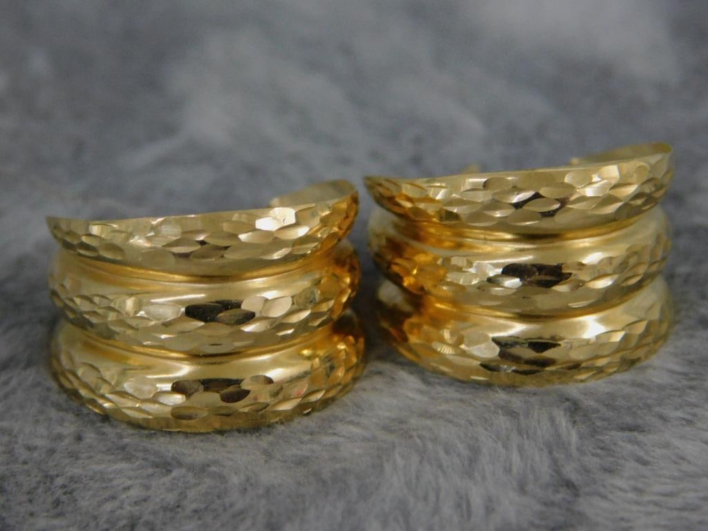 14K Yellow Gold - Pierced Earrings - Hoop - 2.31 Grams - 7