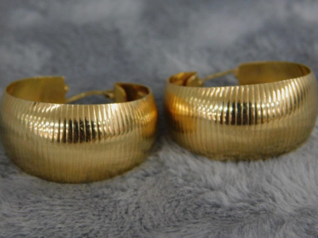 14K Yellow Gold - Pierced Earrings - Hoop - 7.61 Grams - 7