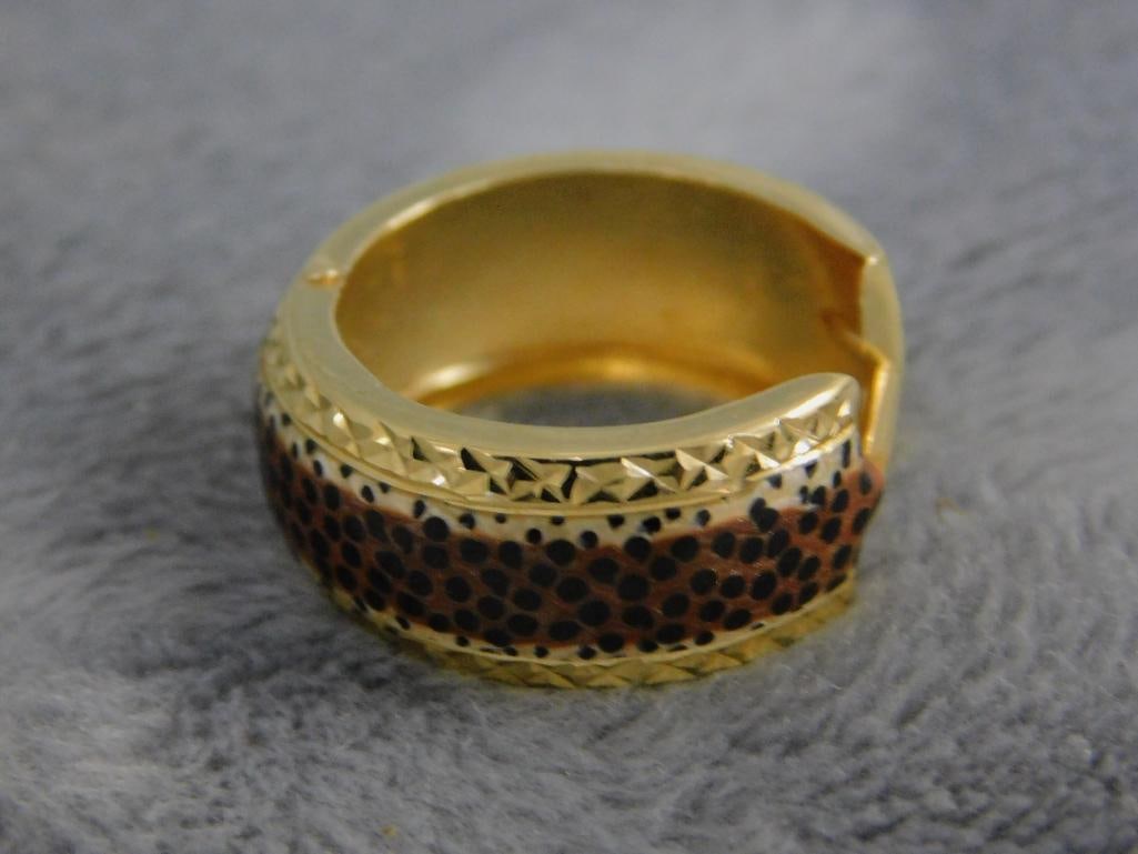 14K Yellow Gold - Pierced Earrings - Hoop - 3.58 Grams - 3