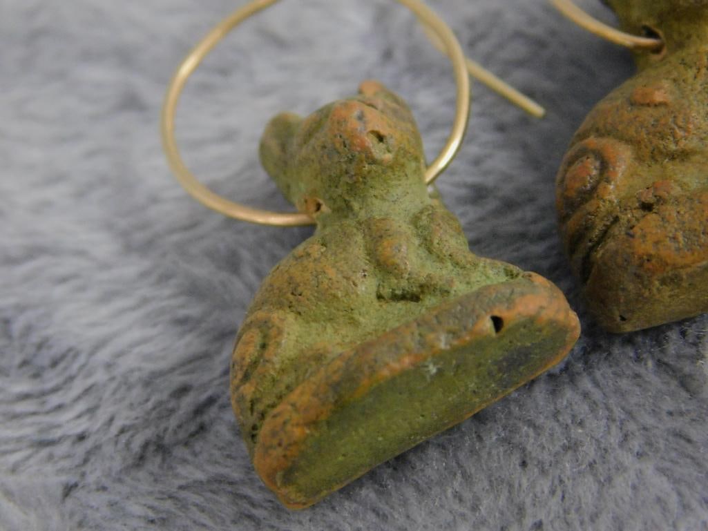 14K Yellow Gold - Pierced Dangle Earrings - Pottery Figures - 5.82 Grams TW - 2