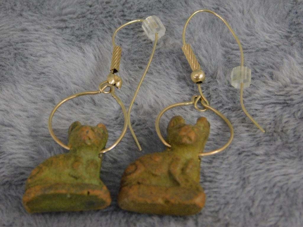 14K Yellow Gold - Pierced Dangle Earrings - Pottery Figures - 5.82 Grams TW - 7