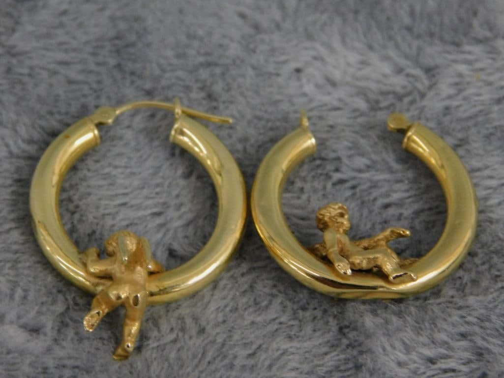 14K Yellow Gold - Pierced Earrings - Cherub Hoop - 3.58 Grams - 6