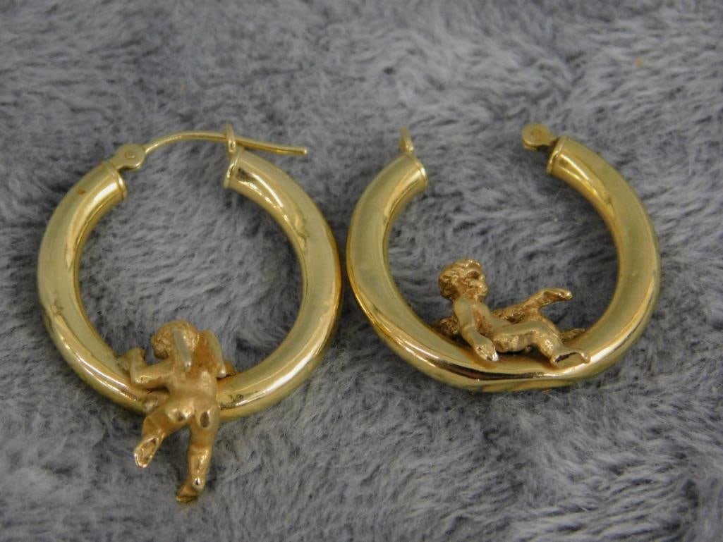 14K Yellow Gold - Pierced Earrings - Cherub Hoop - 3.58 Grams - 8