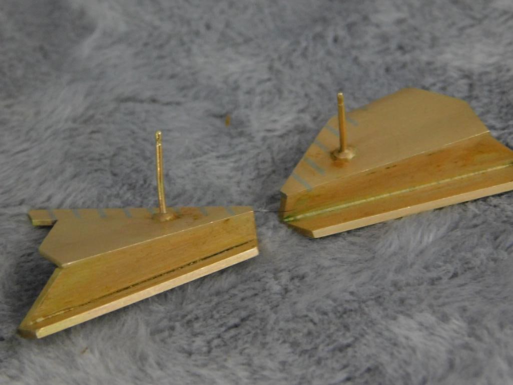 14K Yellow Gold - Pierced Earrings - Scrap - 1 Damaged - 13.12 Grams - 4