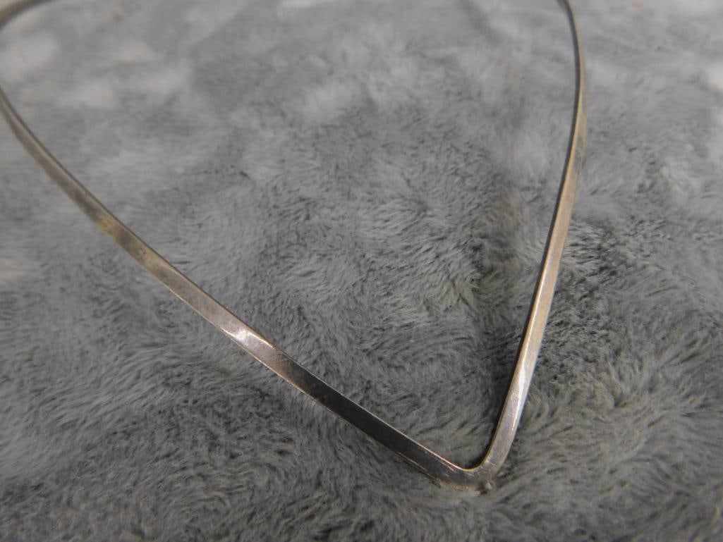 Sterling Silver - "V" Choker Necklace - 16.45 Grams - 8