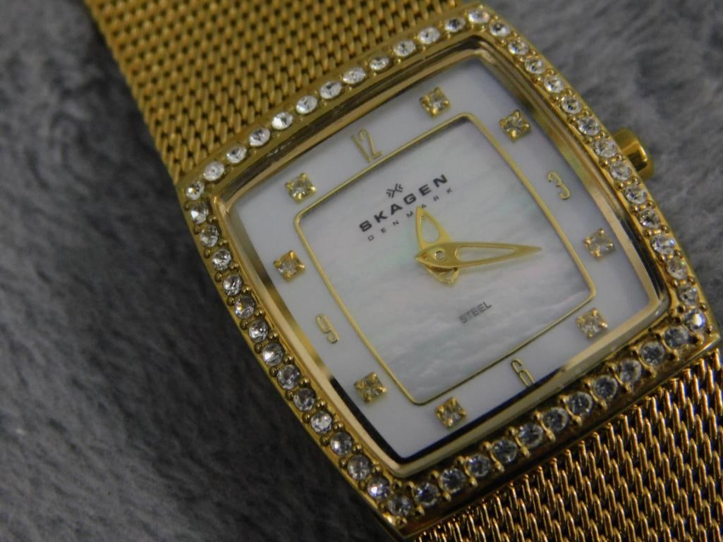 Skagen - Denmark - Ladies Wristwatch - 2