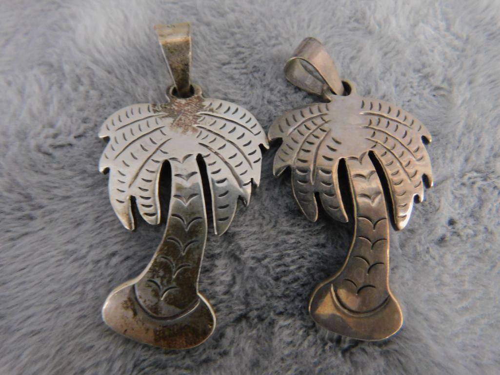 Sterling Silver - Pair of Palmetto Tree pendants - 19.84 Grams - 8