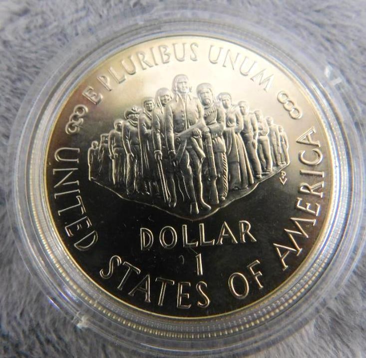 900 Silver - "United States Constitution" Coin / Medallion - 26.96 Grams: See Photos For Condition and Details