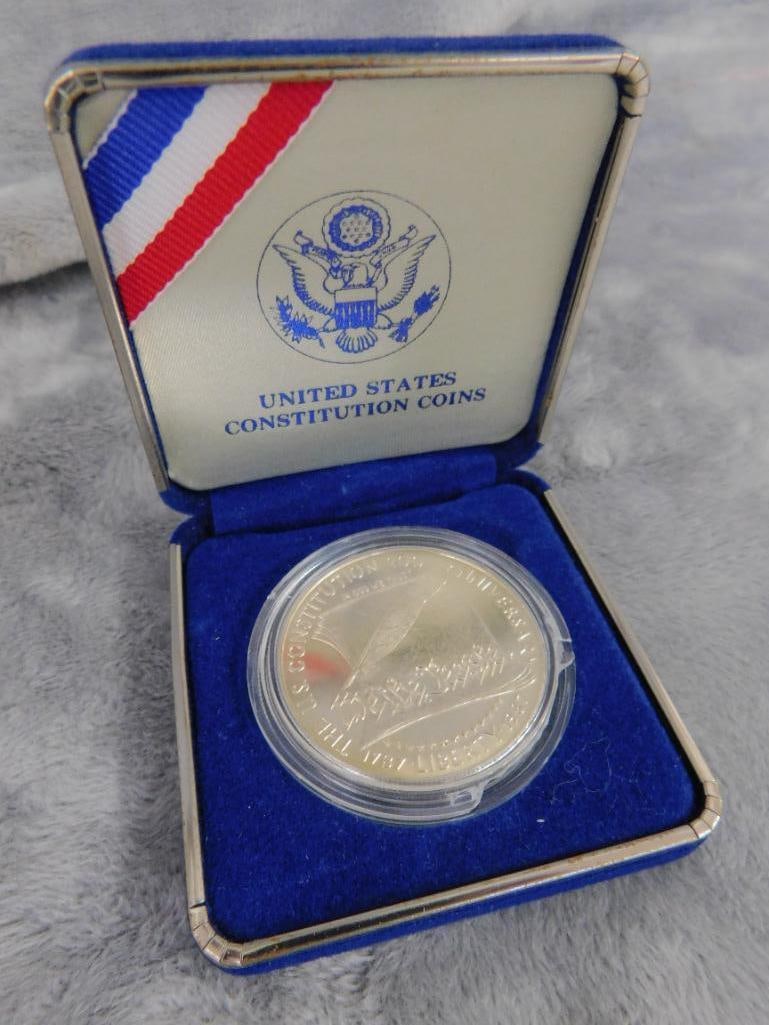 900 Silver - "United States Constitution" Coin / Medallion - 26.96 Grams - 2