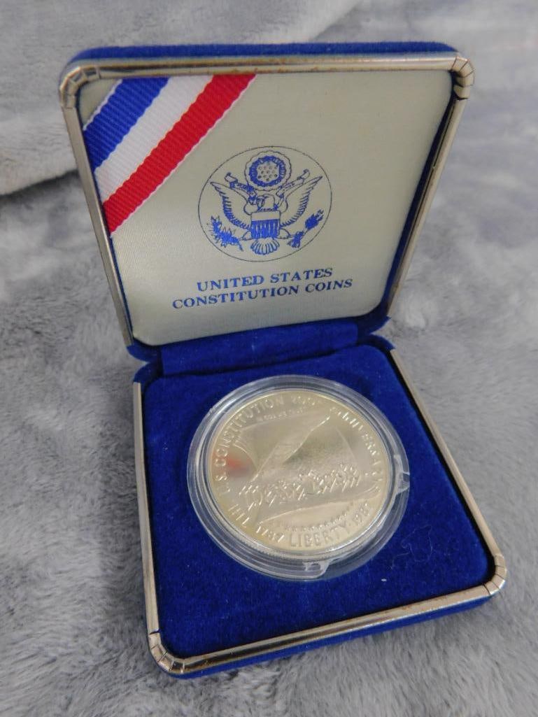 900 Silver - "United States Constitution" Coin / Medallion - 26.96 Grams - 6