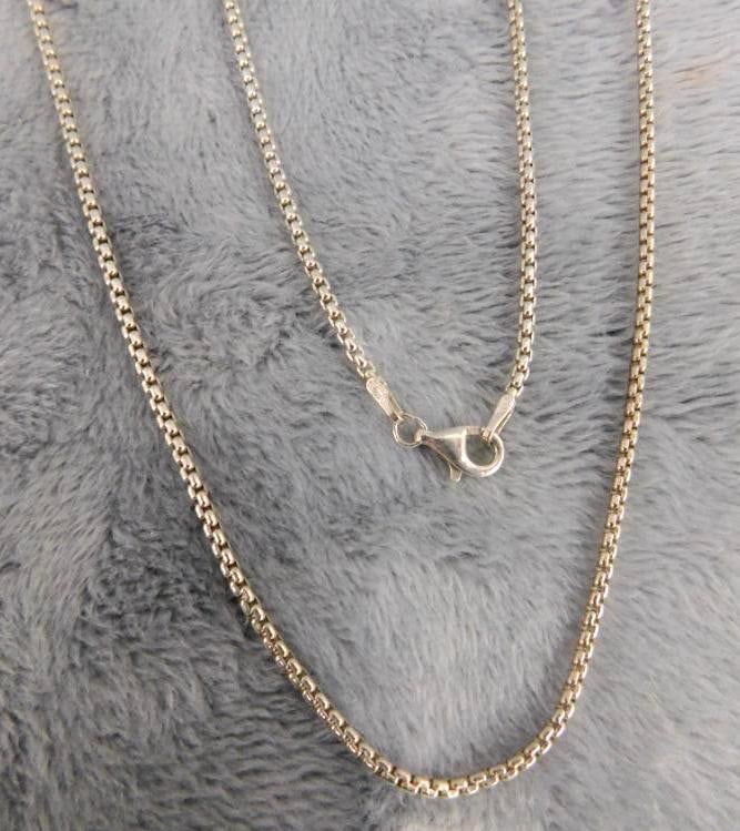 Sterling Silver - 32" Necklace - 11.84 Grams: See Photos For Condition and Details