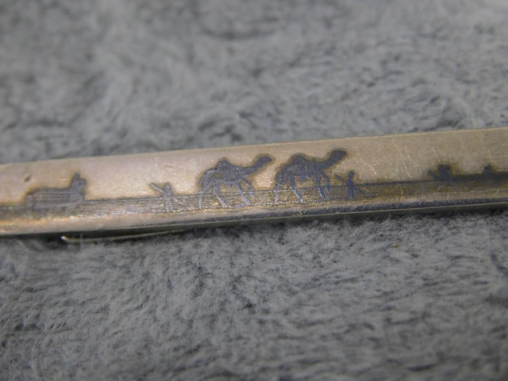 Sterling Silver - Pin - Egypt - Camels - 5.84 Grams - 2