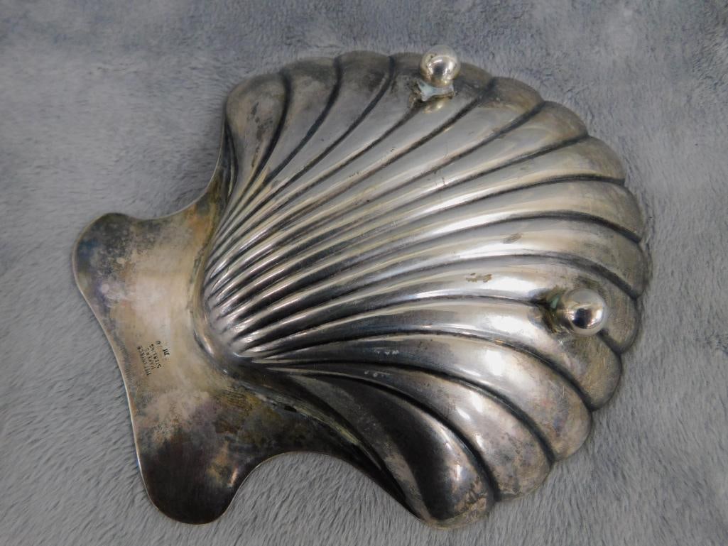 Sterling Silver - Tiffany and Company - Shell Nut Dish - 135.76 Grams - 4