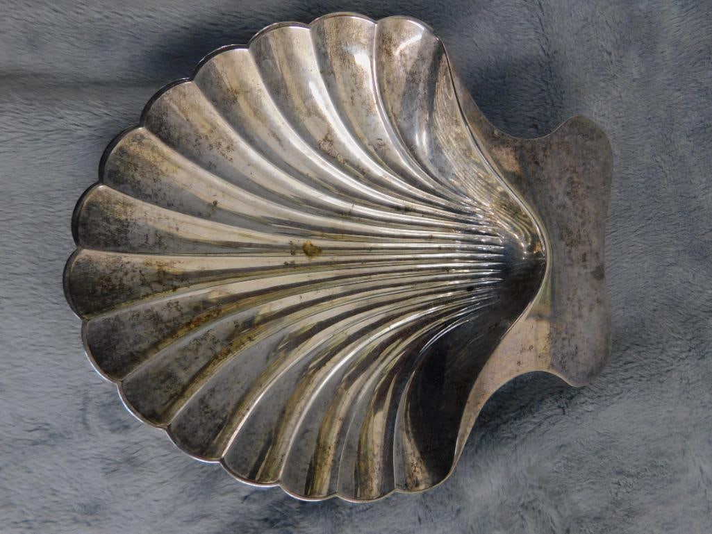 Sterling Silver - Tiffany and Company - Shell Nut Dish - 135.76 Grams - 8