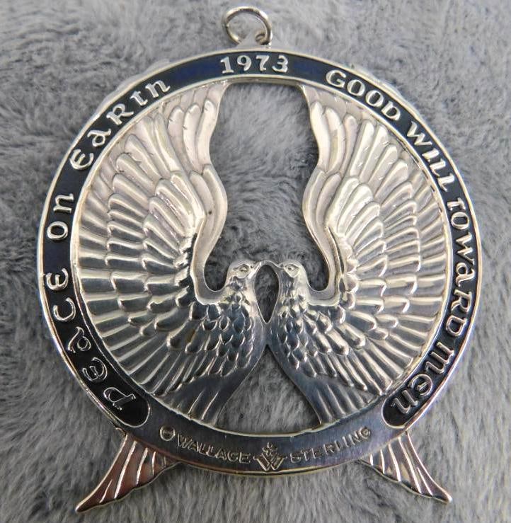 Sterling Silver - 1973 Wallace "Peace Dove" Ornament - 33.0 Grams: See Photos For Condition and Details