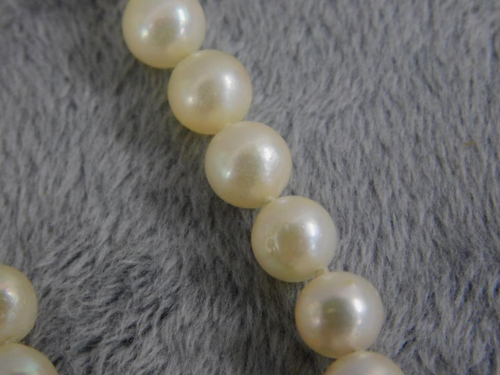 14K Yellow Gold Clasp - 7" Natural Pearl Bracelet - 10.09 Grams TW - 6