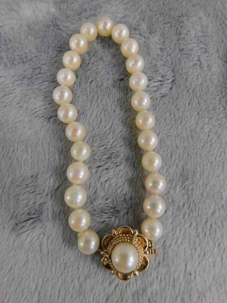 14K Yellow Gold Clasp - 7" Natural Pearl Bracelet - 10.09 Grams TW - 9