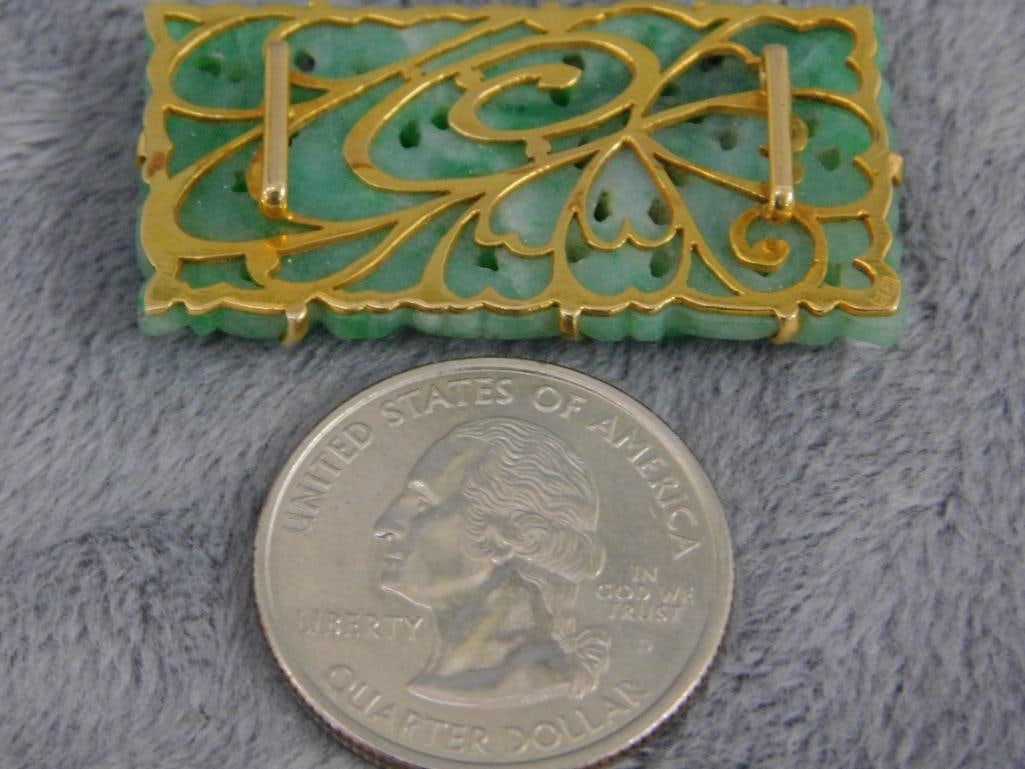 18K Yellow Gold - Carved Jade Kimono Accessory Brooch - 12.05 Grams TW - 5
