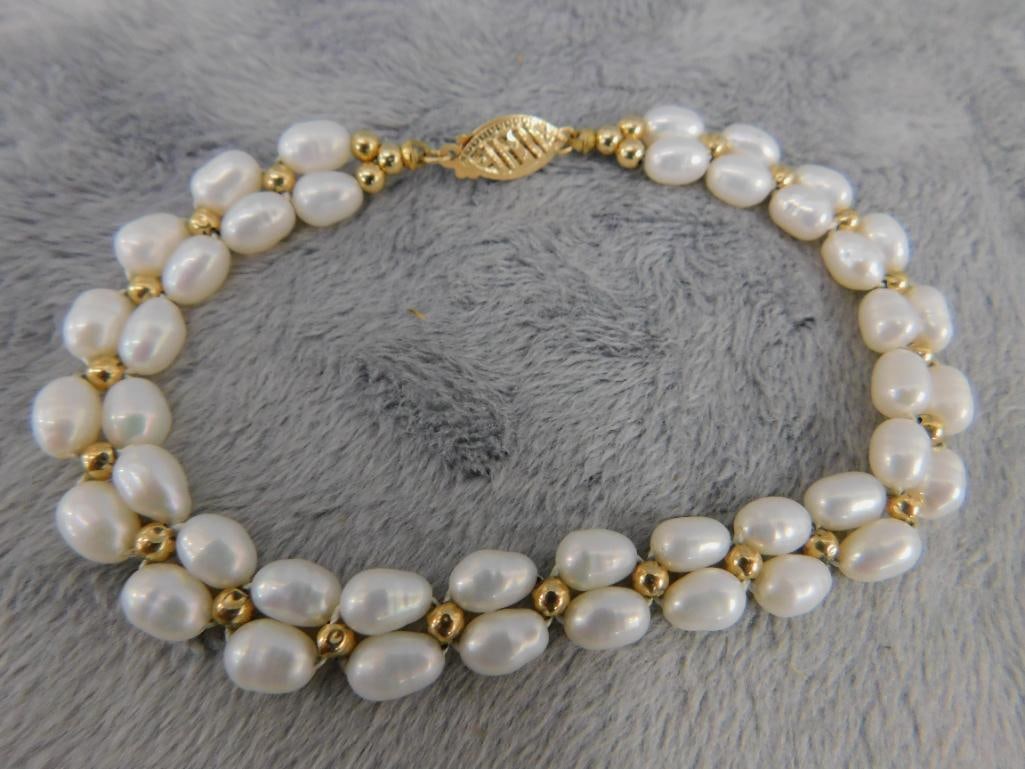 14K Yellow Gold Clasp and Beads - 7.25" Natural Pearl Bracelet - 9.0 Grams TW - 8