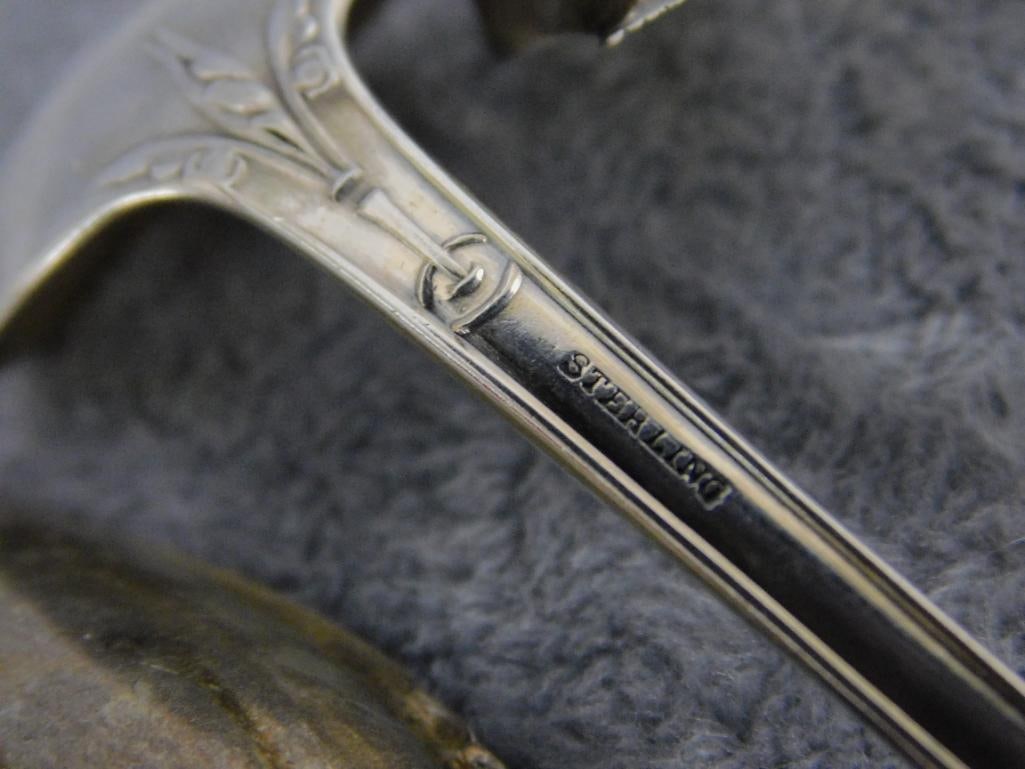 Sterling Silver - 4 Misc. Serving Spoons - Fork - 72.0 Grams - 11