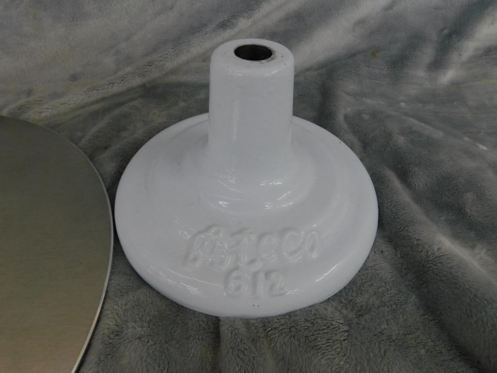 Ateco Cast Iron Base Cake Decorators Rotating Stand - 4.75" x 12" - 5