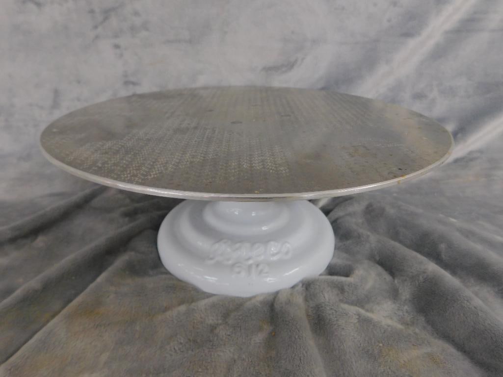 Ateco Cast Iron Base Cake Decorators Rotating Stand - 4.75" x 12" - 8