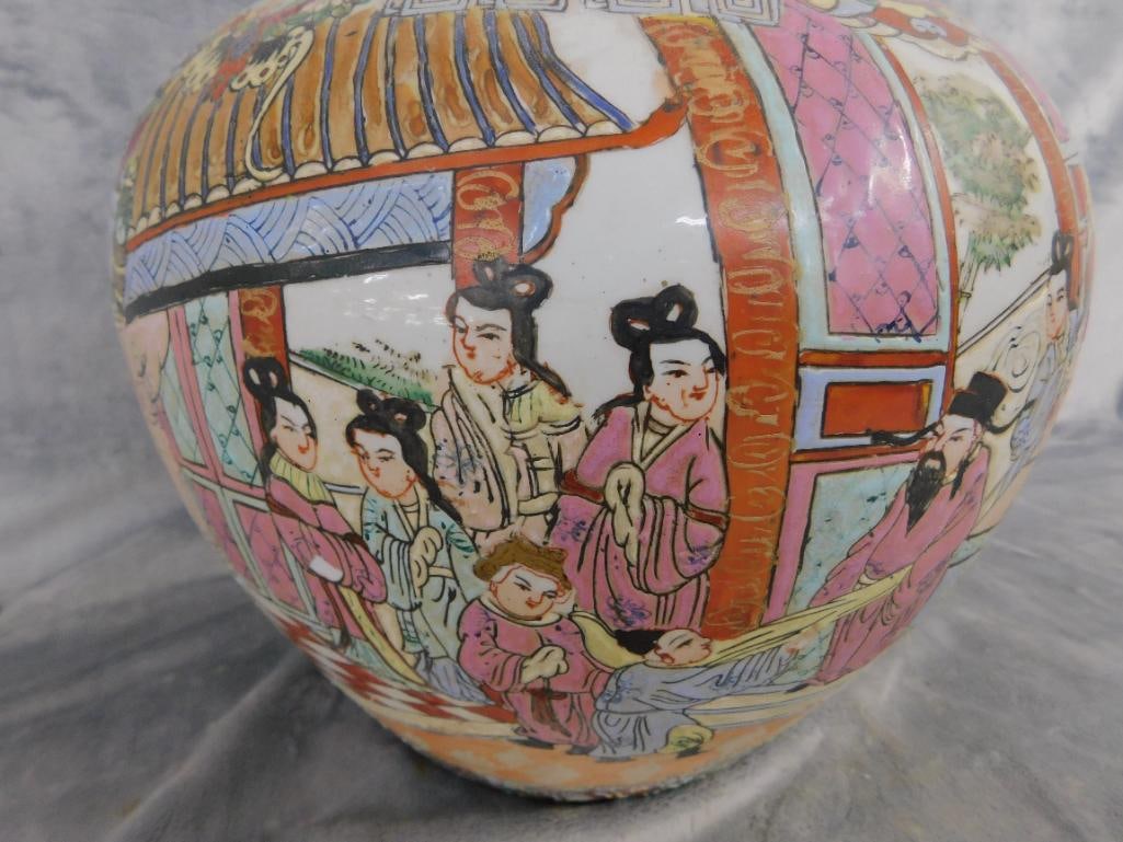 Chinese Rose Medallion Vase - 12.5" x 12.5" - 4