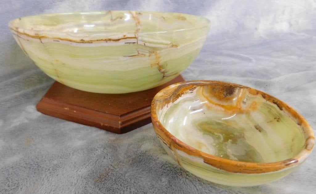 Set of 2 Pakistani Marble Bowls - 4" and 8": See Photos For Condition and Details