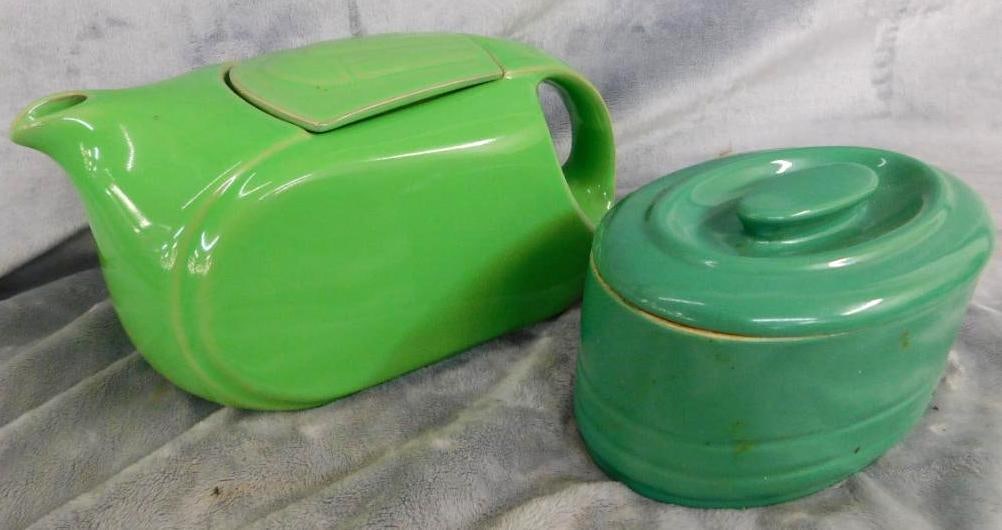 Vintage Westinghouse Lidded Water Pitcher 5.25" x 11" x 5" - Refrigerator Dish - 4" x 7" x 4.5": See Photos For Condition and Details