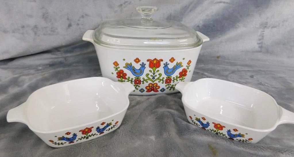 3 Qt Corning "Country Festival" lidded Casserole - 2 Corning "Country Festival" Petite Pans: See Photos For Condition and Details