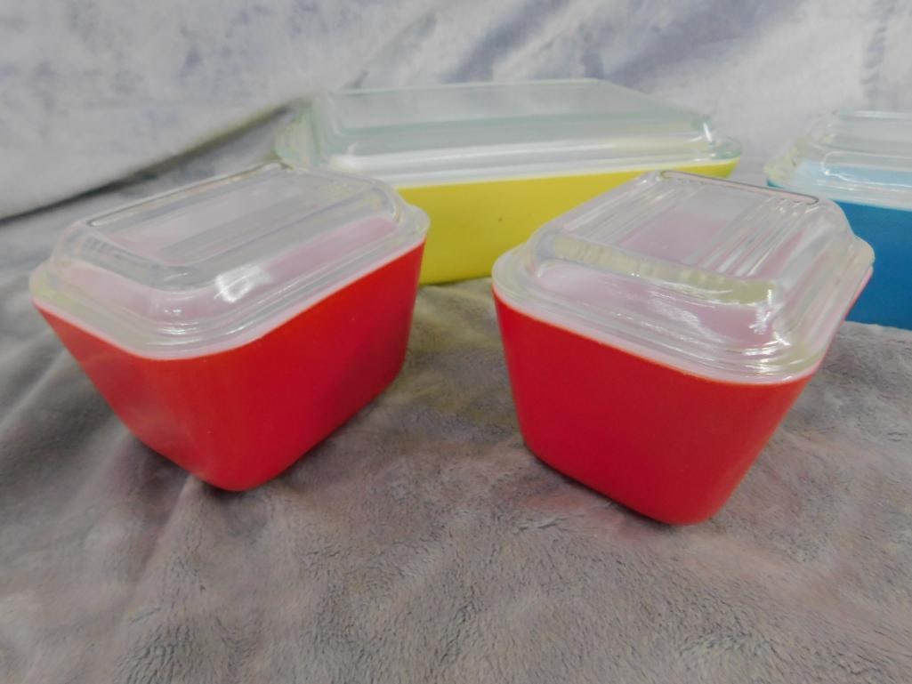 Pyrex - 4 Piece Refrigerator Dishes with Lids - 1 Large - 1 Medium - 2 Small - 6