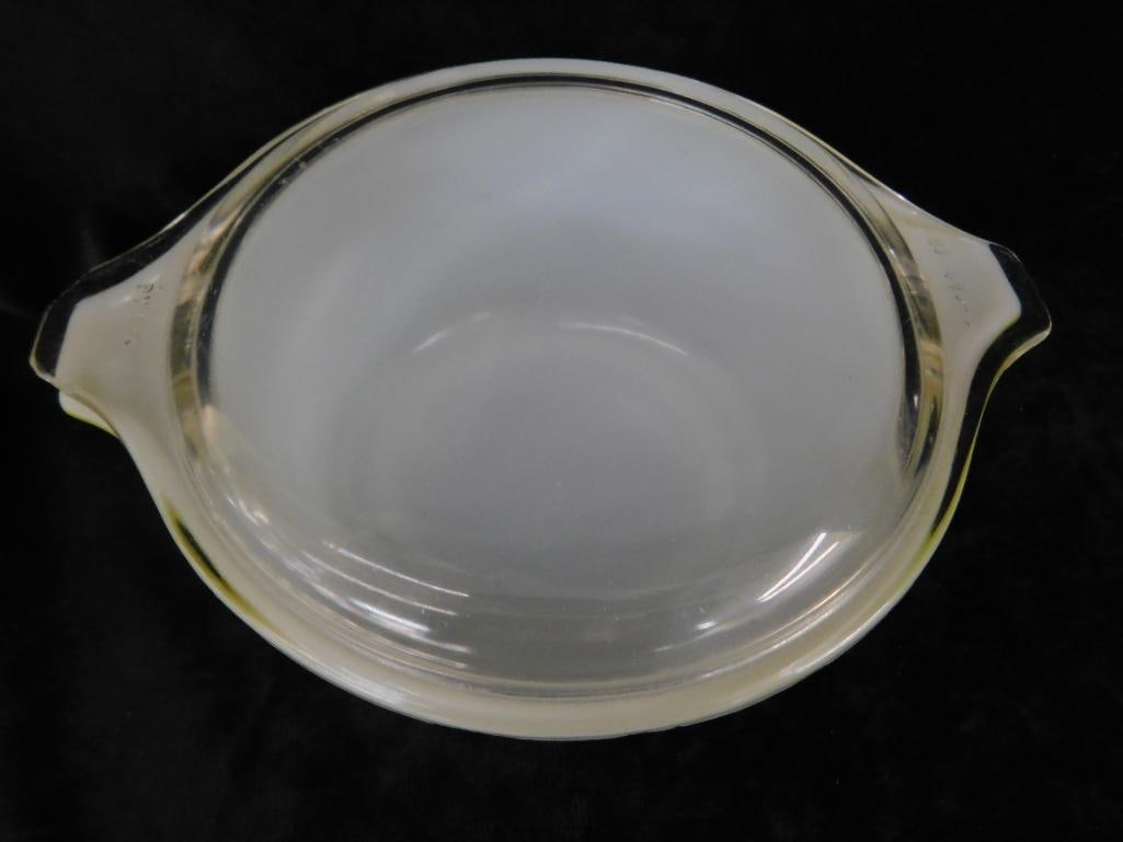 Pyrex Lidded Casserole - Spring Blossom Pattern - 3.75" x 8" x 6.25" - Chip In Lid - 2
