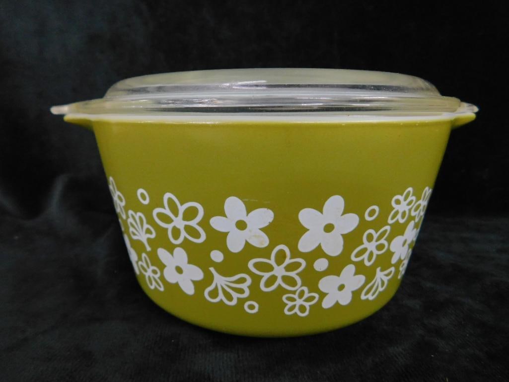 Pyrex Lidded Casserole - Spring Blossom Pattern - 3.75" x 8" x 6.25" - Chip In Lid - 4