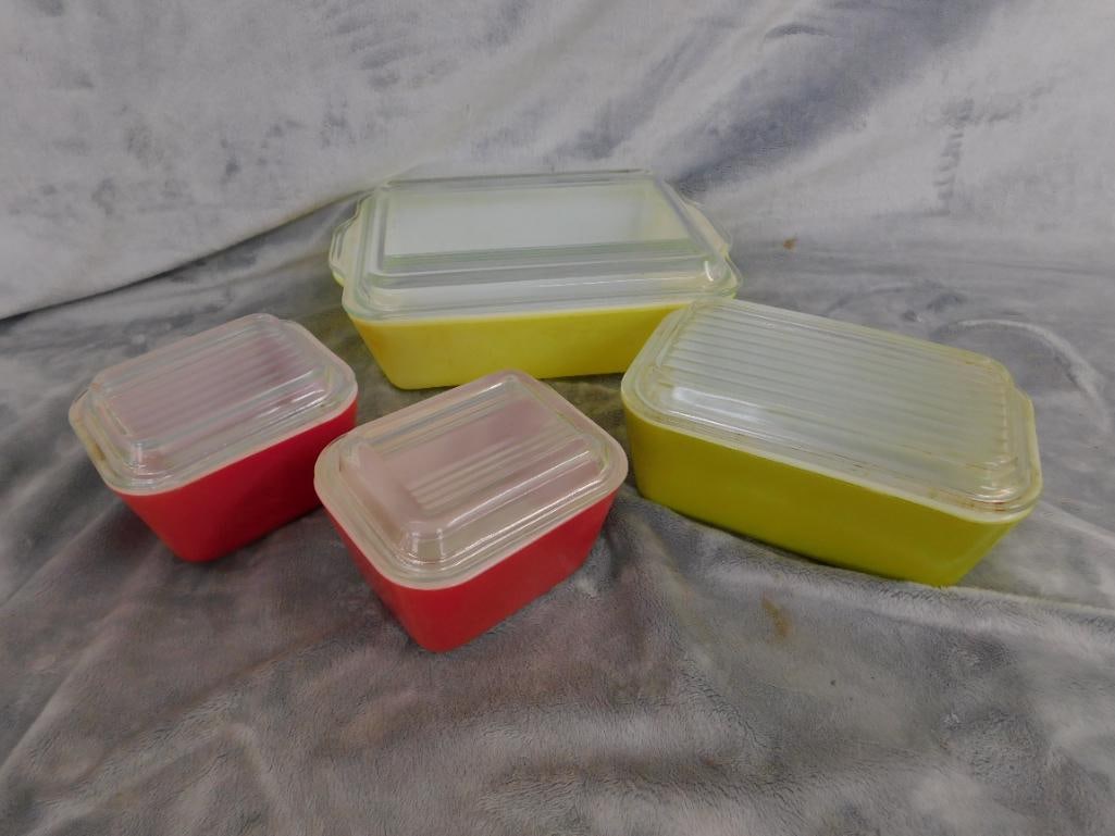 Pyrex - 4 Piece Refrigerator Dishes with Lids - 1 Large - 1 Medium - 2 Small - 10