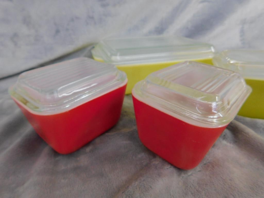 Pyrex - 4 Piece Refrigerator Dishes with Lids - 1 Large - 1 Medium - 2 Small - 6