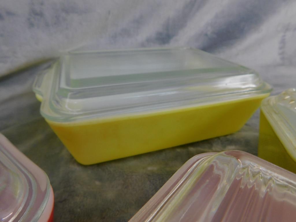 Pyrex - 4 Piece Refrigerator Dishes with Lids - 1 Large - 1 Medium - 2 Small - 7