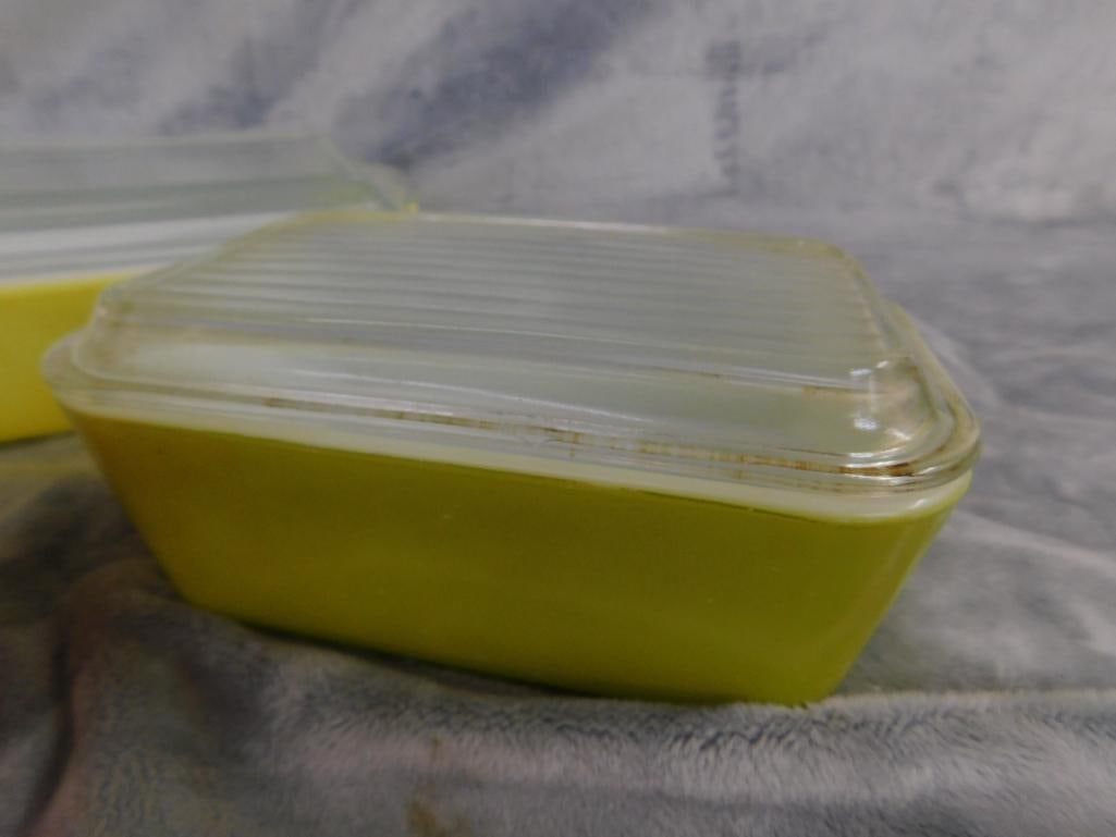 Pyrex - 4 Piece Refrigerator Dishes with Lids - 1 Large - 1 Medium - 2 Small - 8