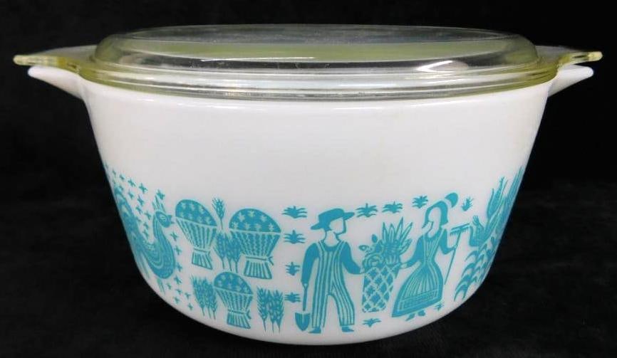 Pyrex Lidded Casserole - Butterprint Pattern - 4.25" x 9.5" x 7.5": See Photos For Condition and Details