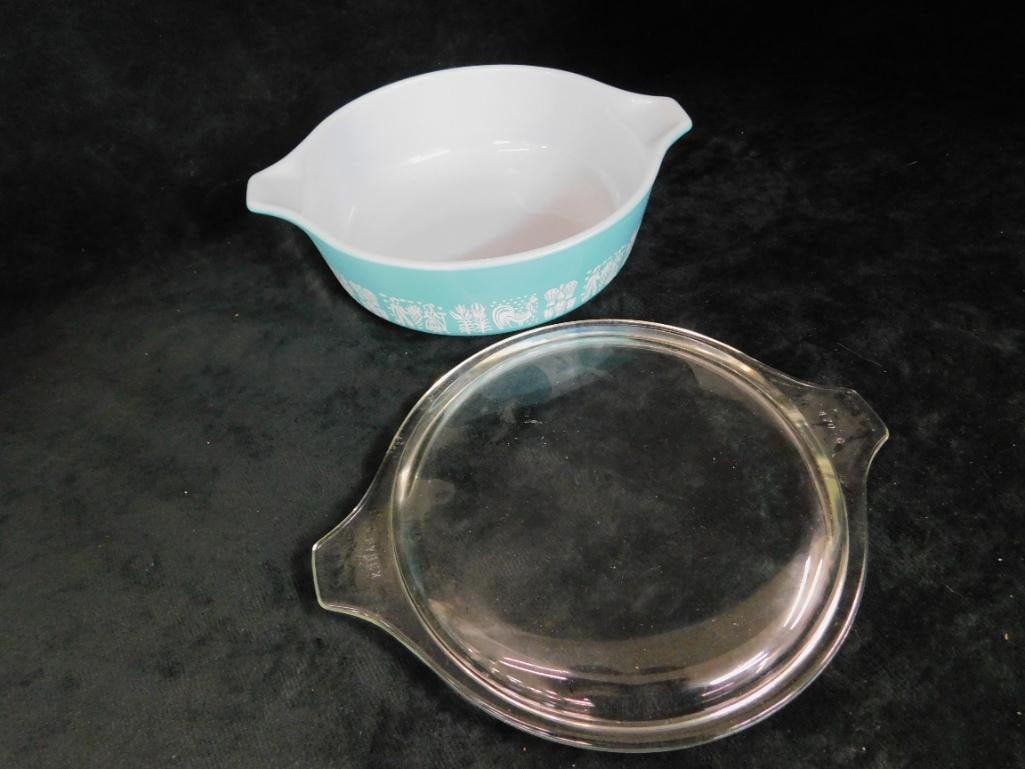 Set of 3 Pyrex Lidded Casserole Dishes - Butterprint Pattern - 4.5" x 11" x 9" - 4" x 8' x 6.25" - 12
