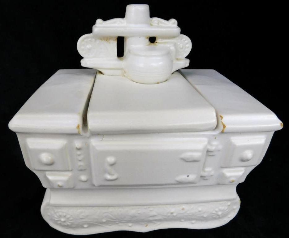 McCoy Cookie Jar - Stove - 9.5" x 9" x 5.5": See Photos For Condition and Details