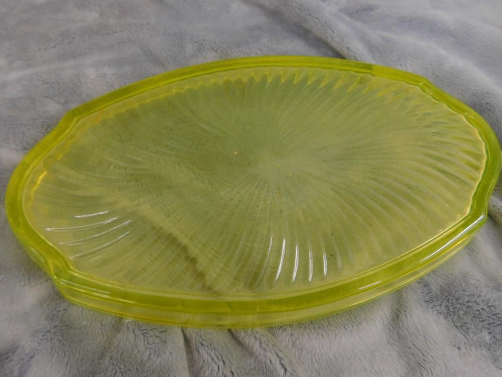 Yellow Uranium Glass - Rectangular Clarks Teaberry Gum Pedestal - Oval Tray - 10