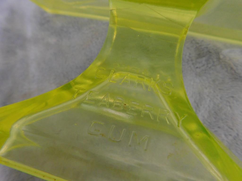 Yellow Uranium Glass - Rectangular Clarks Teaberry Gum Pedestal - Oval Tray - 5
