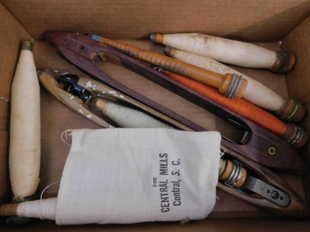 Vintage Spools and Loom Shuttles - 10