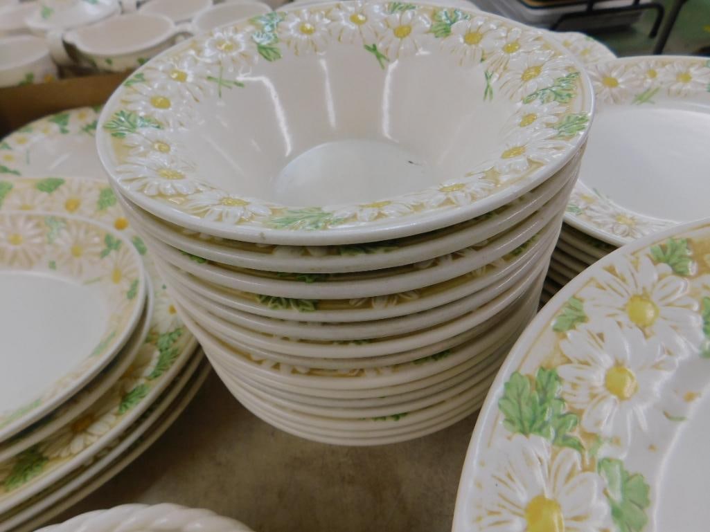 86 Piece Poppytrail China Set - Sculptural Daisy - Couple Pieces Have Chips - 6