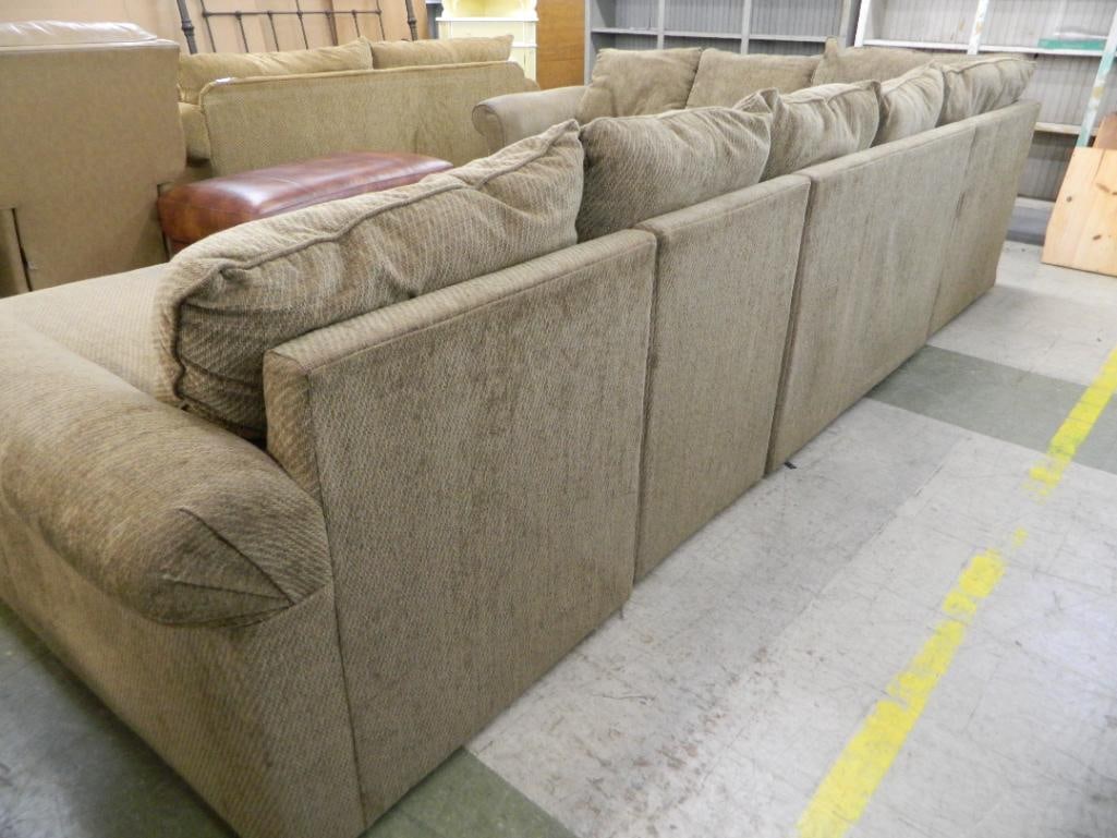 Hickory Hill 5 Piece Sectional Couch with Chase - 32" x 142" and 32" x 96" - Depth is 38" - 3